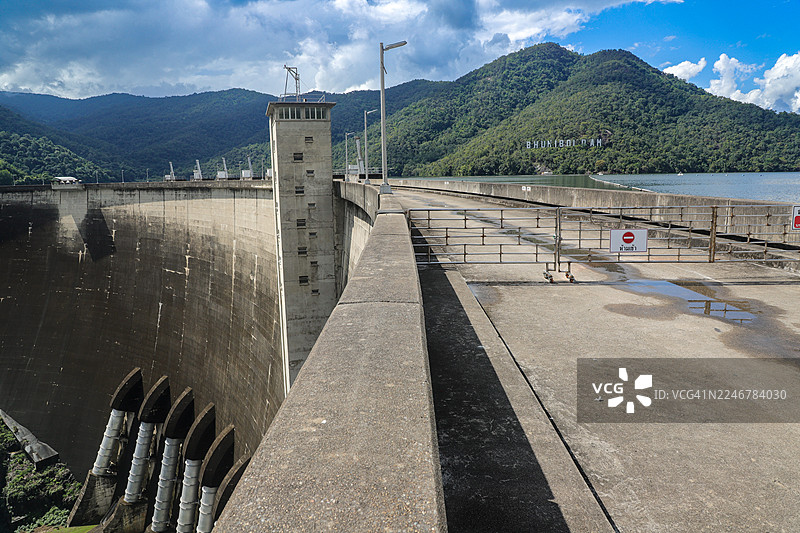 泰国普密蓬大坝图片素材