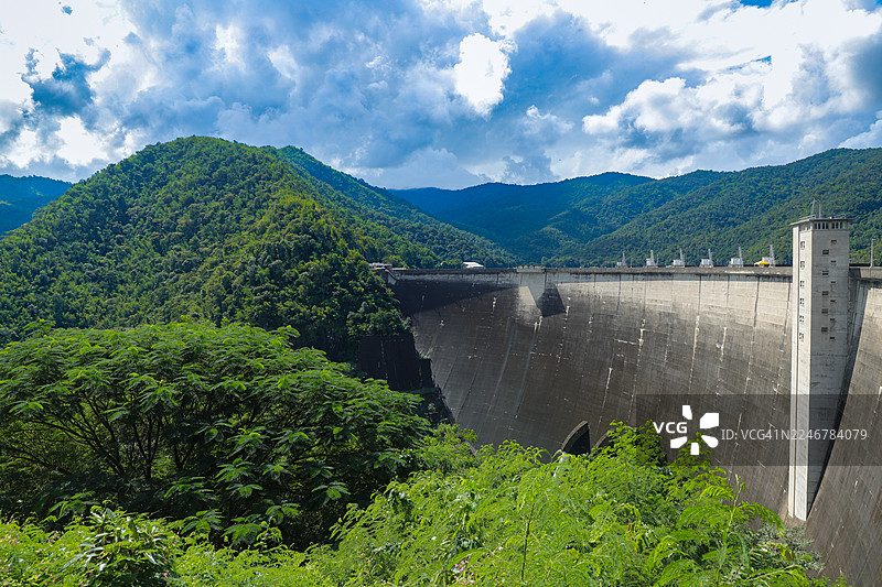 泰国普密蓬水坝图片素材