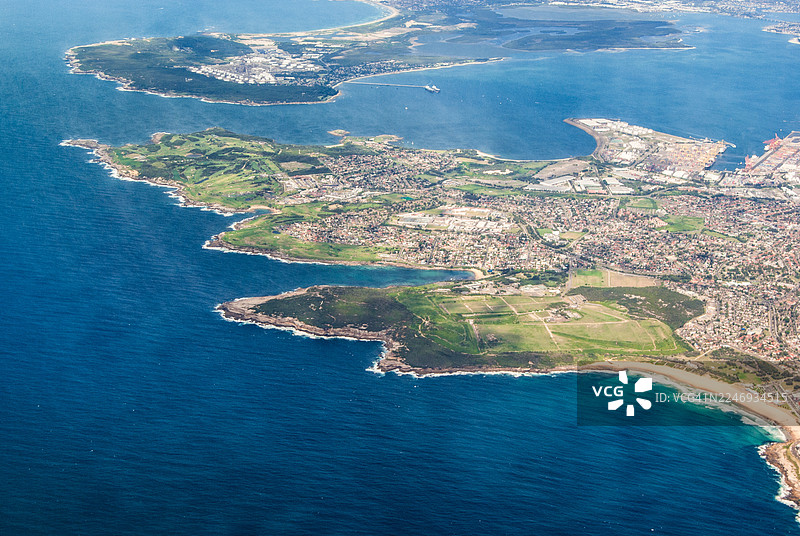 从空中俯瞰马鲁巴海滩、拉彼鲁斯和植物湾图片素材