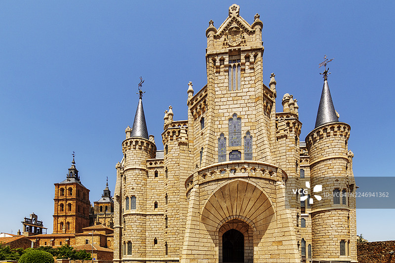 阿斯托尔加主教宫，由安东尼·高迪设计的建筑瑰宝。西班牙莱昂图片素材