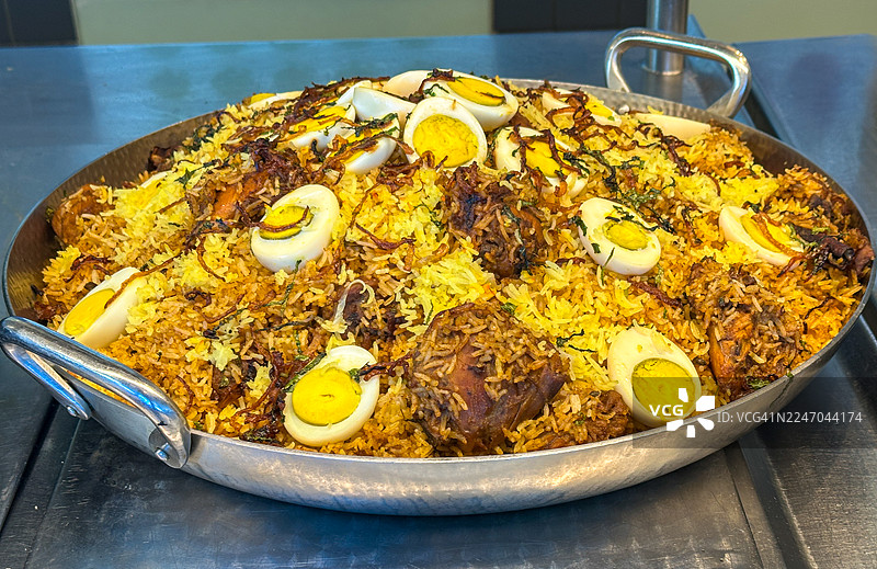 地中海风味米饭配鸡肉图片素材