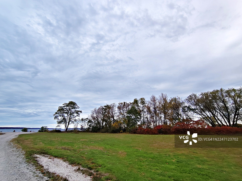加拿大安大略省马科尔港帕特森公园宁静优美的清晨景色图片素材