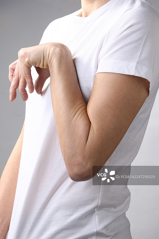 手，女性手，上半身，休闲，瘫痪，残疾，关节，硬化，僵硬，弯曲，患者，疼痛，侧面图片素材