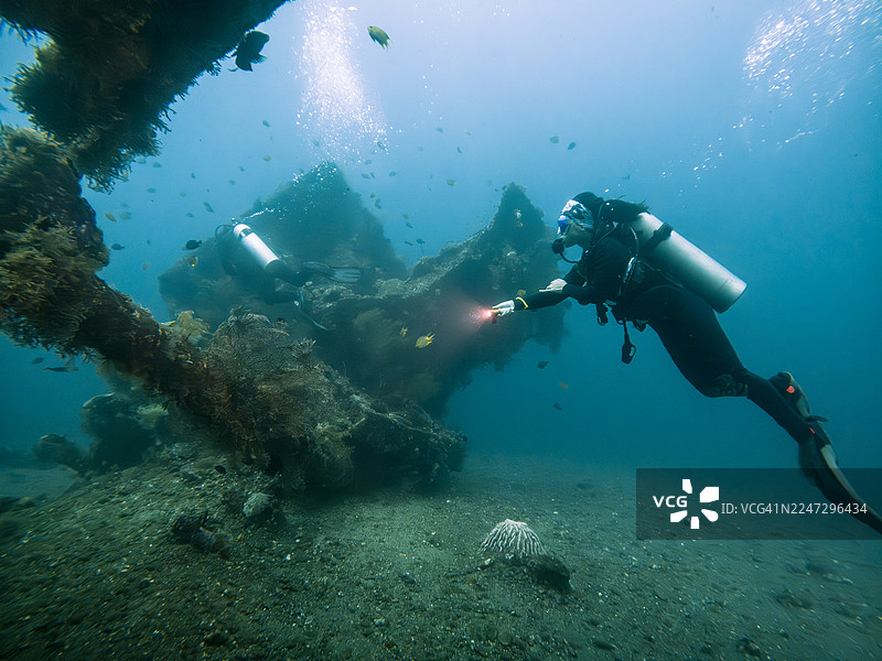 在印度尼西亚巴厘岛 Tulamben 沉船遗址潜水图片素材