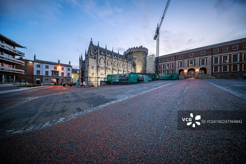 蓝调时刻的皇家教堂和记录塔图片素材