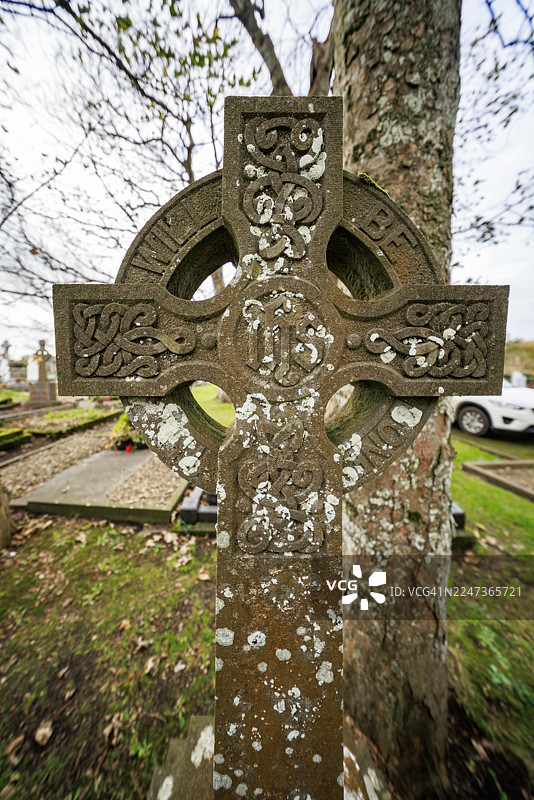 德拉姆克利夫公墓的爱尔兰历史十字架图片素材