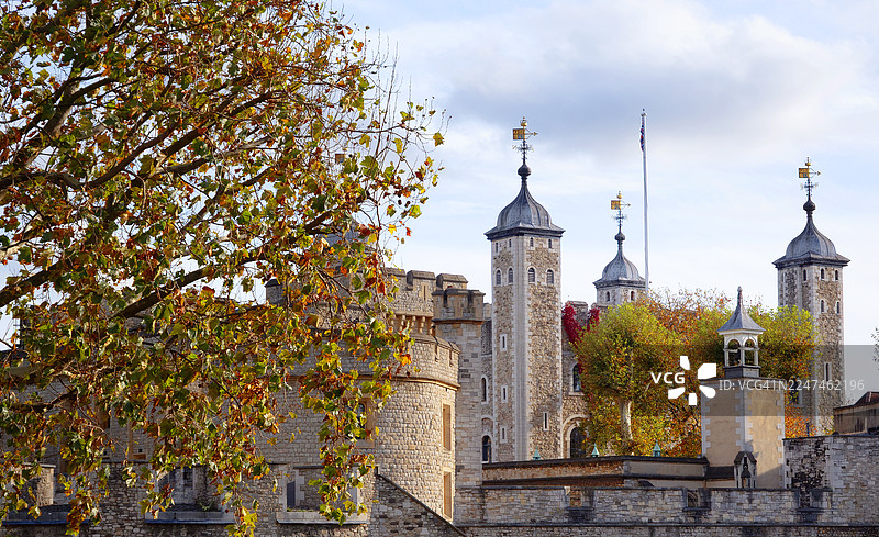 伦敦塔白塔，从塔山眺望图片素材
