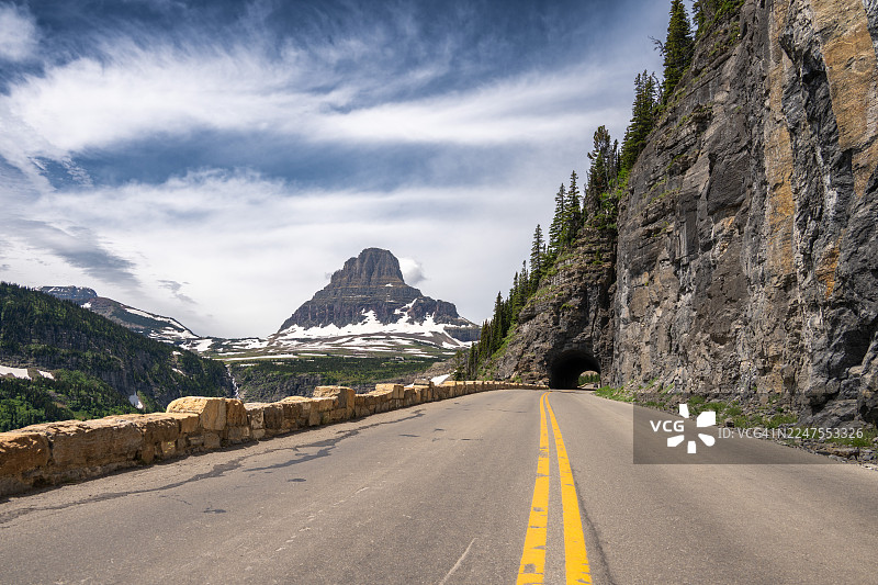冰川国家公园的“通往太阳之路”图片素材