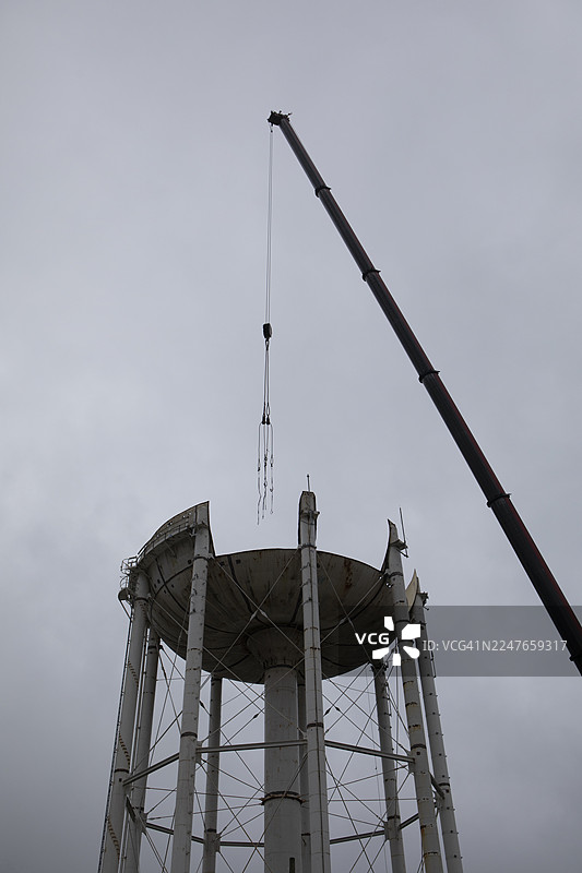 水塔爆破拆除图片素材