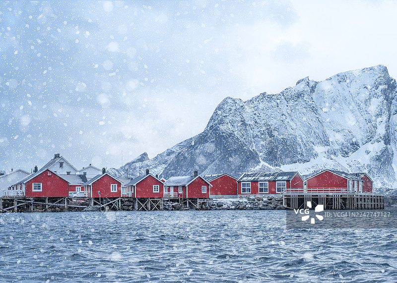 挪威冬季的罗弗敦雷讷图片素材