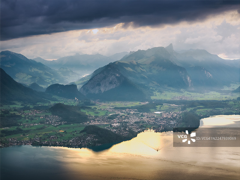 施皮茨和斯托克霍恩山图片素材