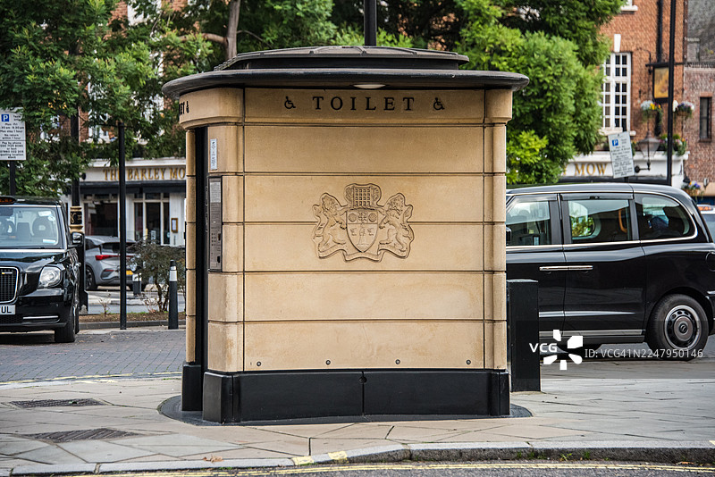 伦敦威斯敏斯特的公共厕所展馆图片素材