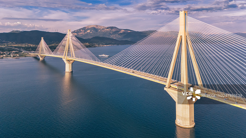 里约-安提里奥大桥图片素材