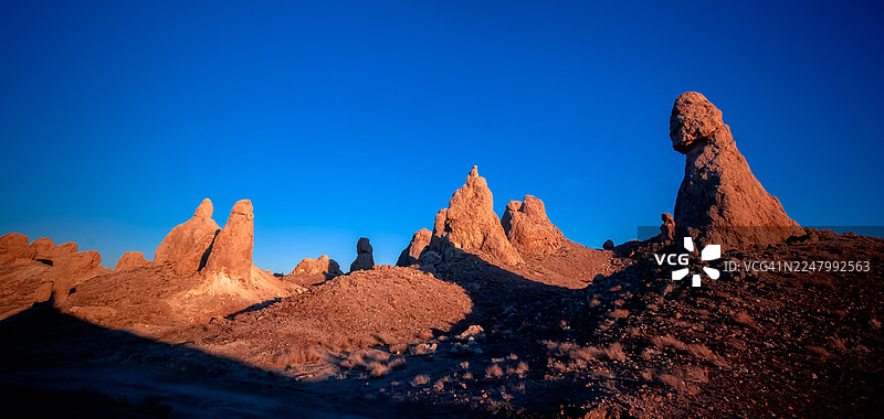 特龙那尖峰图片素材