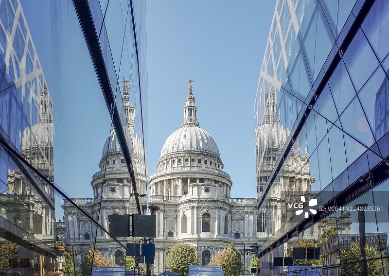 伦敦圣保罗大教堂图片素材