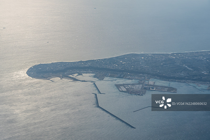 从飞机上俯瞰日本静冈县御前崎市图片素材