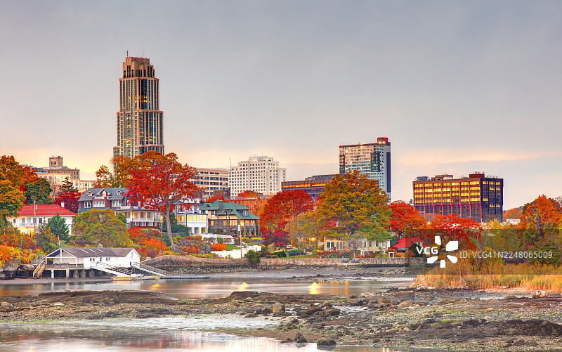 纽约州新罗谢尔的秋天图片素材