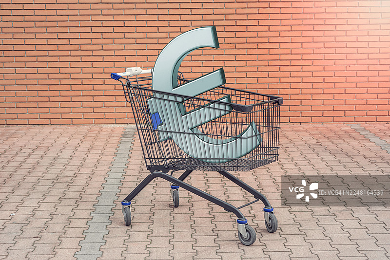 购物车里的欧元符号图片素材
