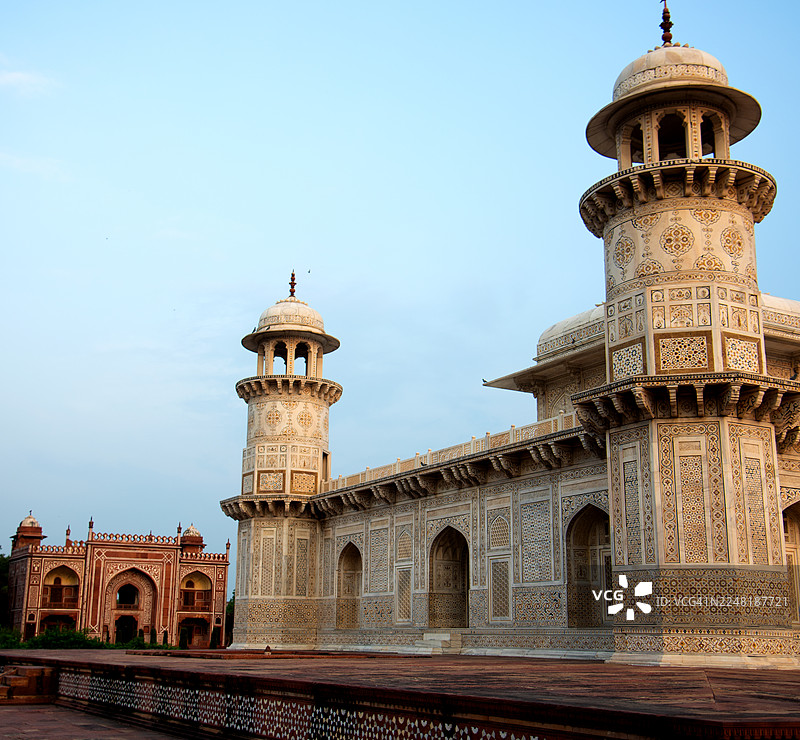 印度北方邦阿格拉的伊蒂玛德·乌德·杜拉陵墓图片素材
