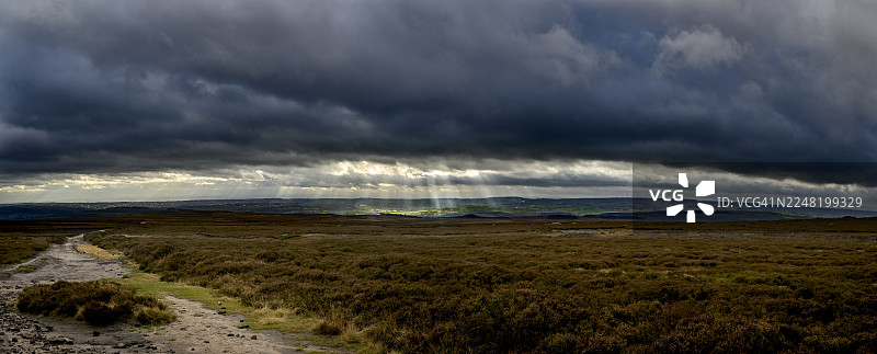 英格兰约克郡的Ilkley Moor图片素材