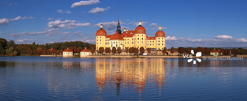 德国萨克森州莫里茨堡城堡全景（Schloss Moritzburg）图片素材