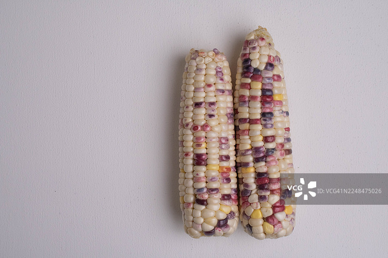 抽象的燧石玉米特写微距，展示了其有机纹理和自然图案图片素材