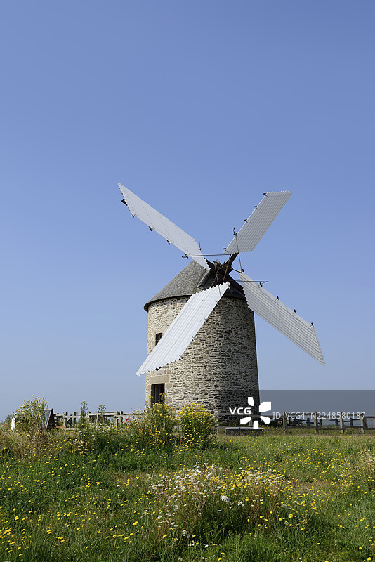 法国诺曼底省曼什省蓬托尔松莫德雷风车磨坊图片素材