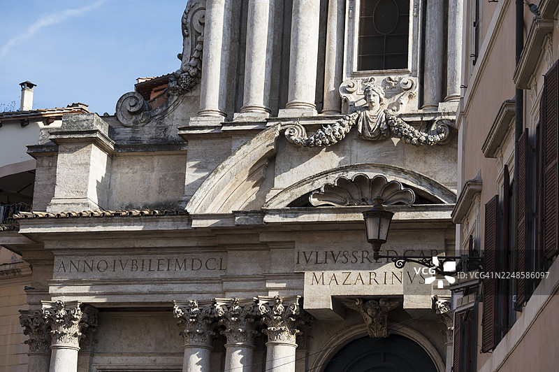 巴洛克教堂建筑与石雕工艺图片素材