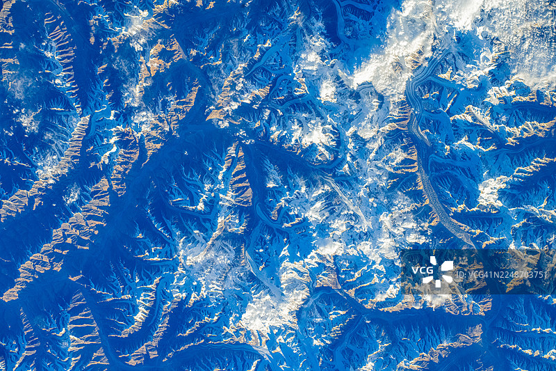 雪山山脉景观图片素材