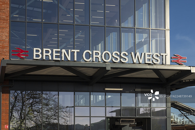 布伦特十字西火车站入口图片素材