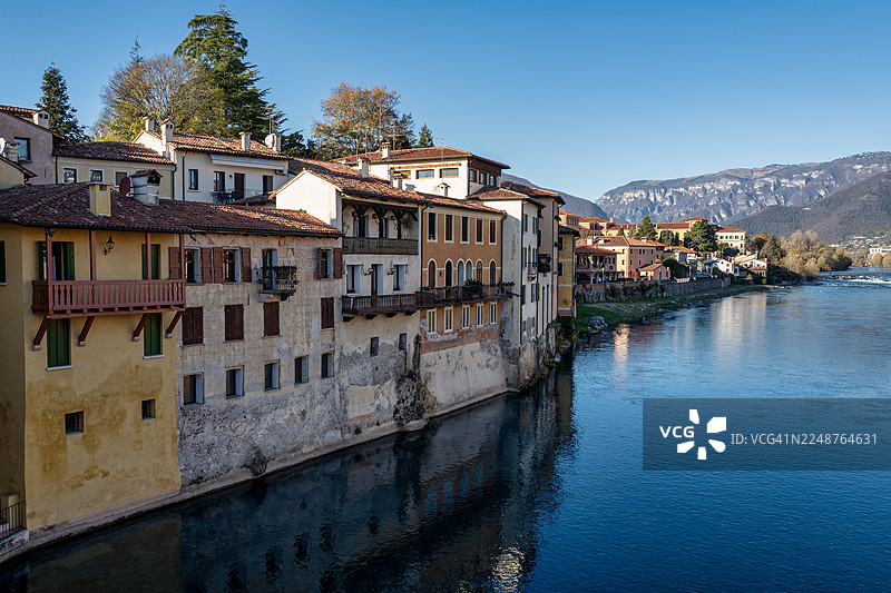 巴萨诺-德尔格拉帕历史中心和老桥图片素材