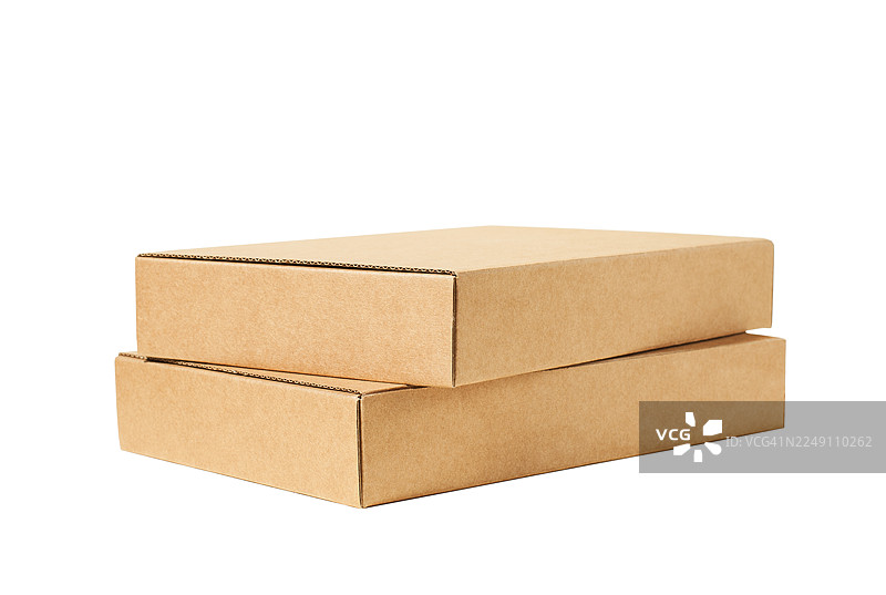 白色背景上堆叠的空白纸板箱模板图片素材