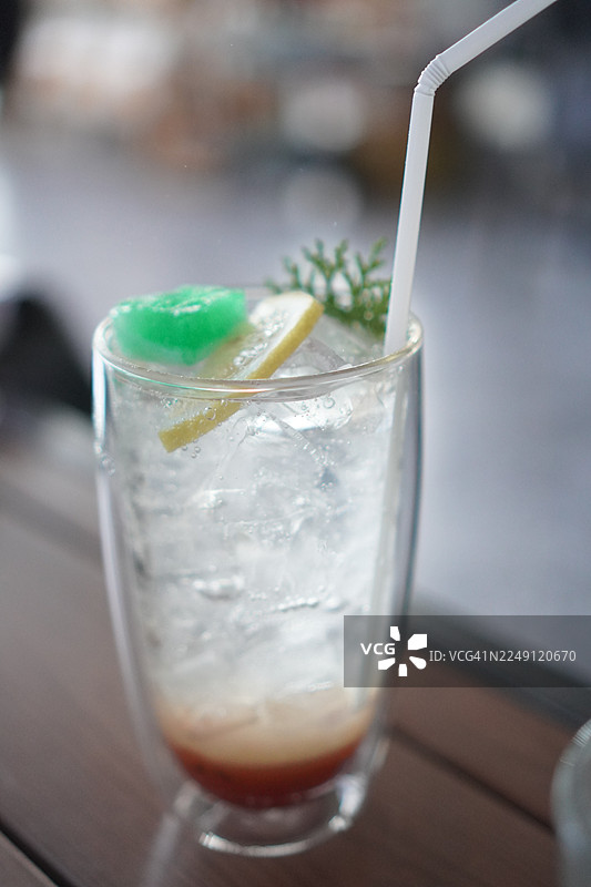 李子苏打水饮料图片素材