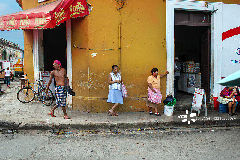 尼加拉瓜格拉纳达的街道景象图片素材