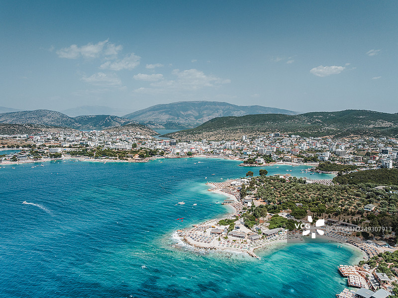 夏季阿尔巴尼亚里维埃拉卡萨米尔的航拍照片，阿尔巴尼亚图片素材