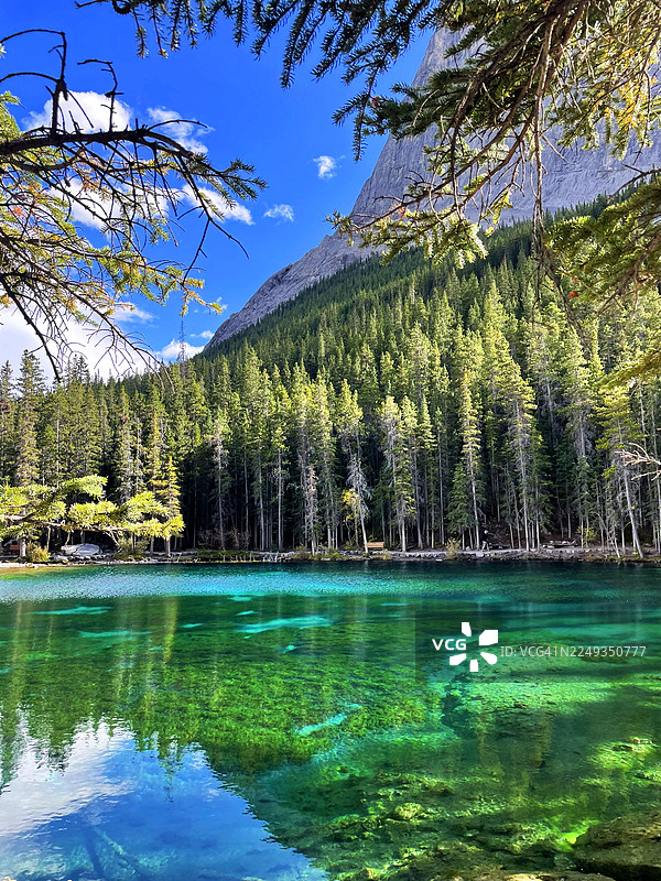 加拿大格拉斯湖图片素材
