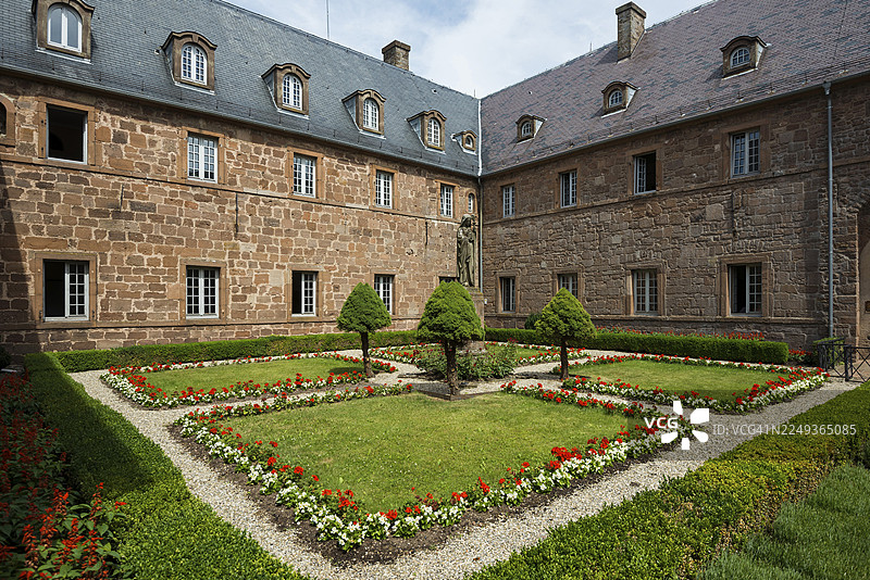 法国阿尔萨斯巴-莱茵省奥特罗特圣奥迪尔修道院图片素材