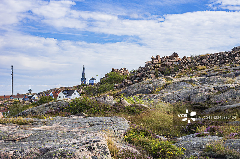 瑞典斯科讷省吕瑟希尔市Rosviksberg的吕瑟希尔教堂（Lysekils Kyrka），位于吕瑟希尔，布胡斯省，斯科讷省，斯堪的纳维亚图片素材