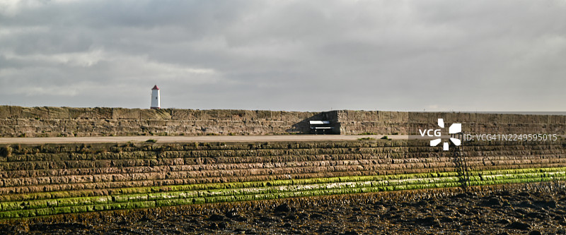 海堤与灯塔-伯威克图片素材