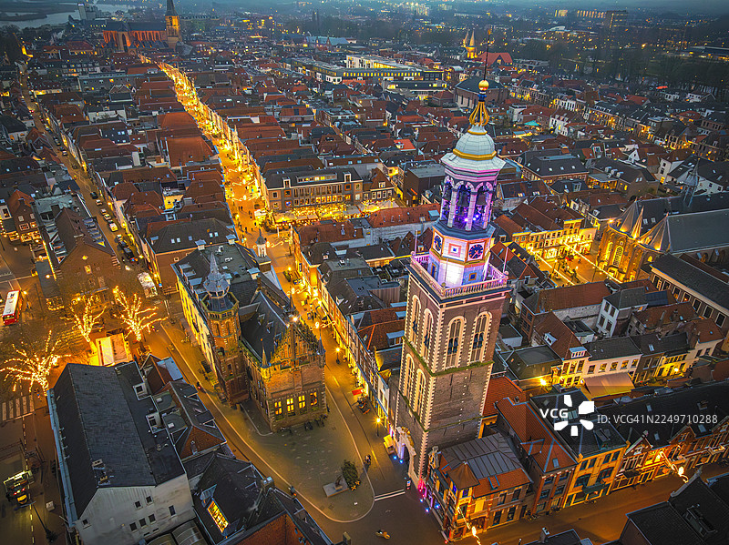 冬日傍晚的坎彭新塔图片素材