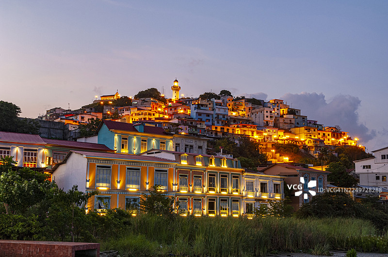 瓜亚基尔，圣安娜山区图片素材