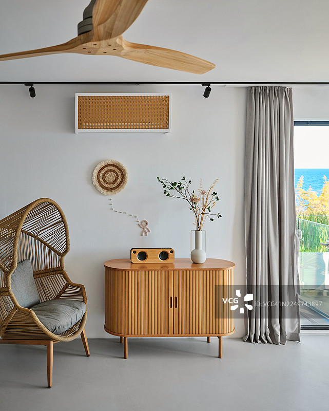 舒适的公寓设计，拥有独特海景图片素材