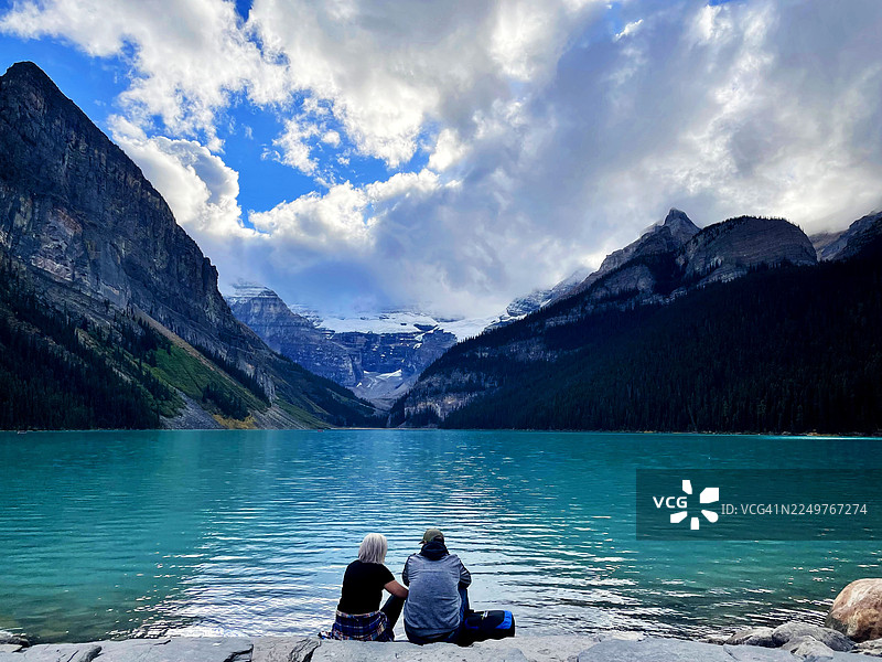 加拿大艾伯塔省路易斯湖图片素材