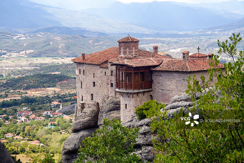 希腊色萨利迈泰奥拉鲁萨努修道院图片素材