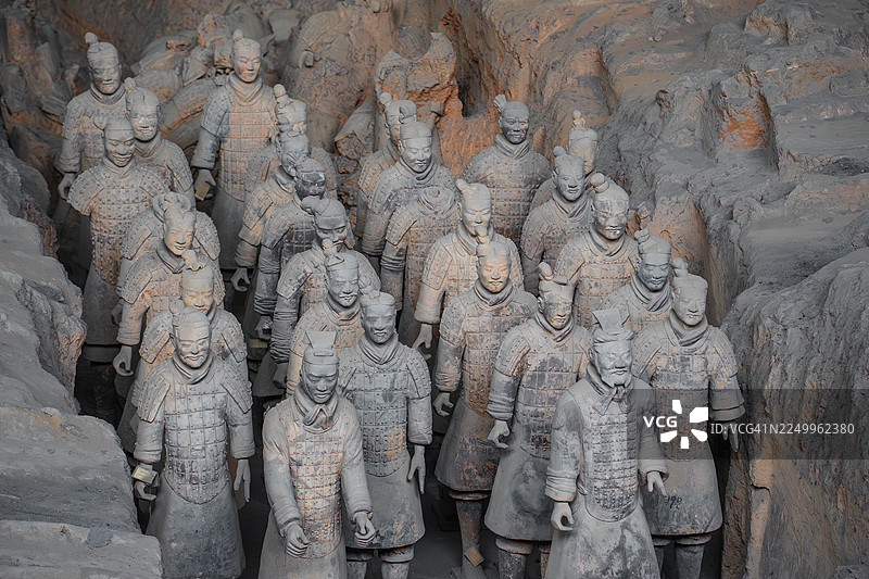 古代墓葬中的兵马俑图片素材