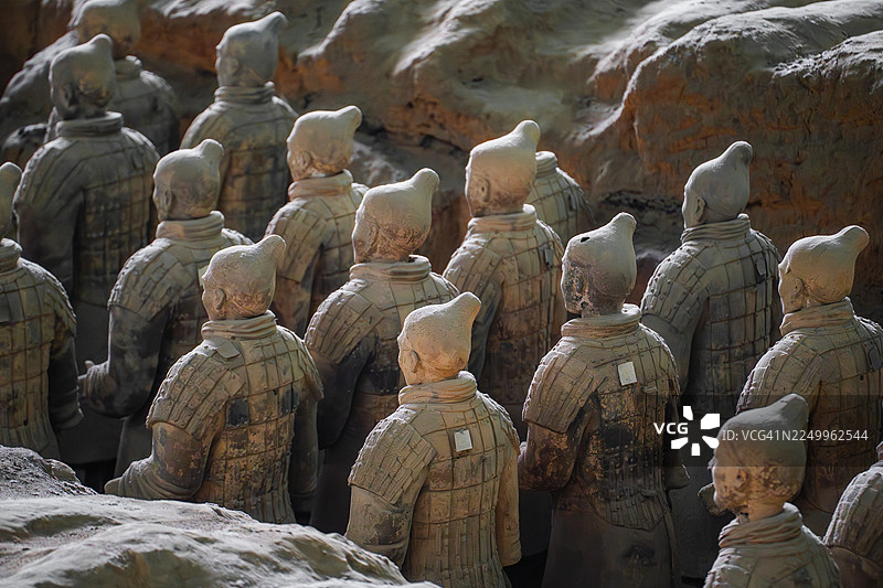 古代陵墓中的兵马俑图片素材