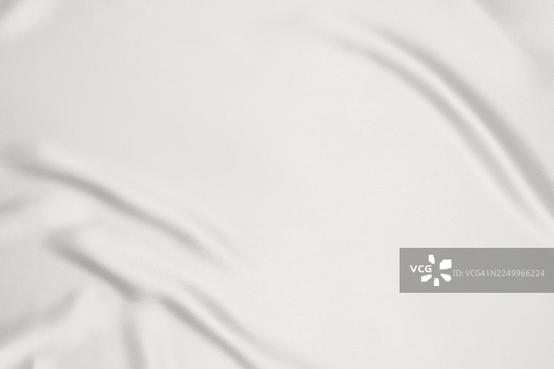 丝绸背景，2026年度代表色“云白色”，宁静、高远而宏伟图片素材