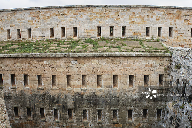 拉莫拉城堡的炮眼图片素材