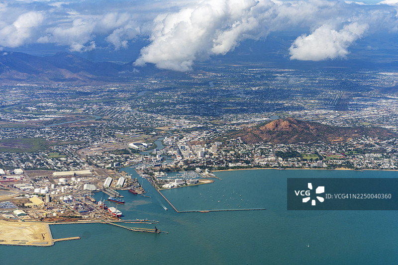 澳大利亚昆士兰州汤斯维尔市的航拍图图片素材