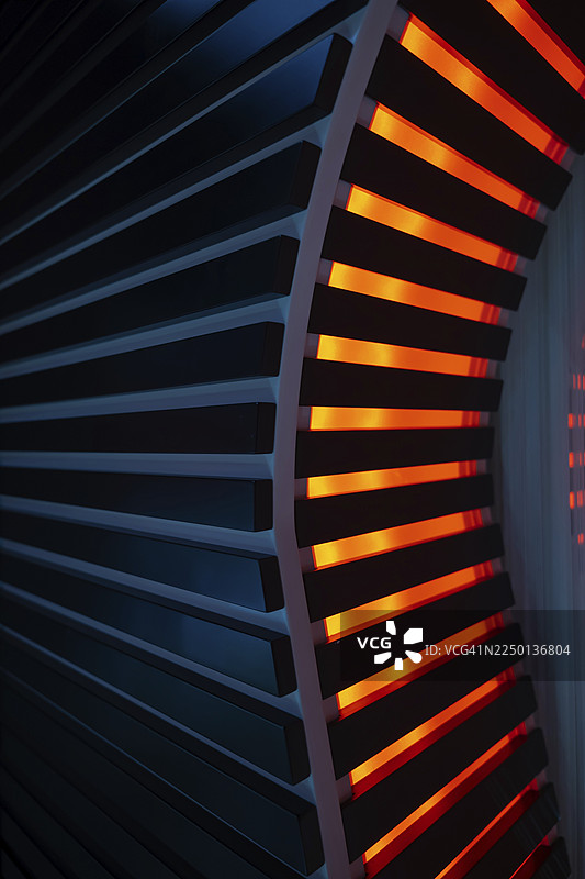 瑞士现代柱子上的橙色发光条纹图片素材